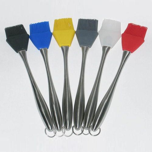Silicone Brush Stainless Steel Handle – 77 Tails (Medium)